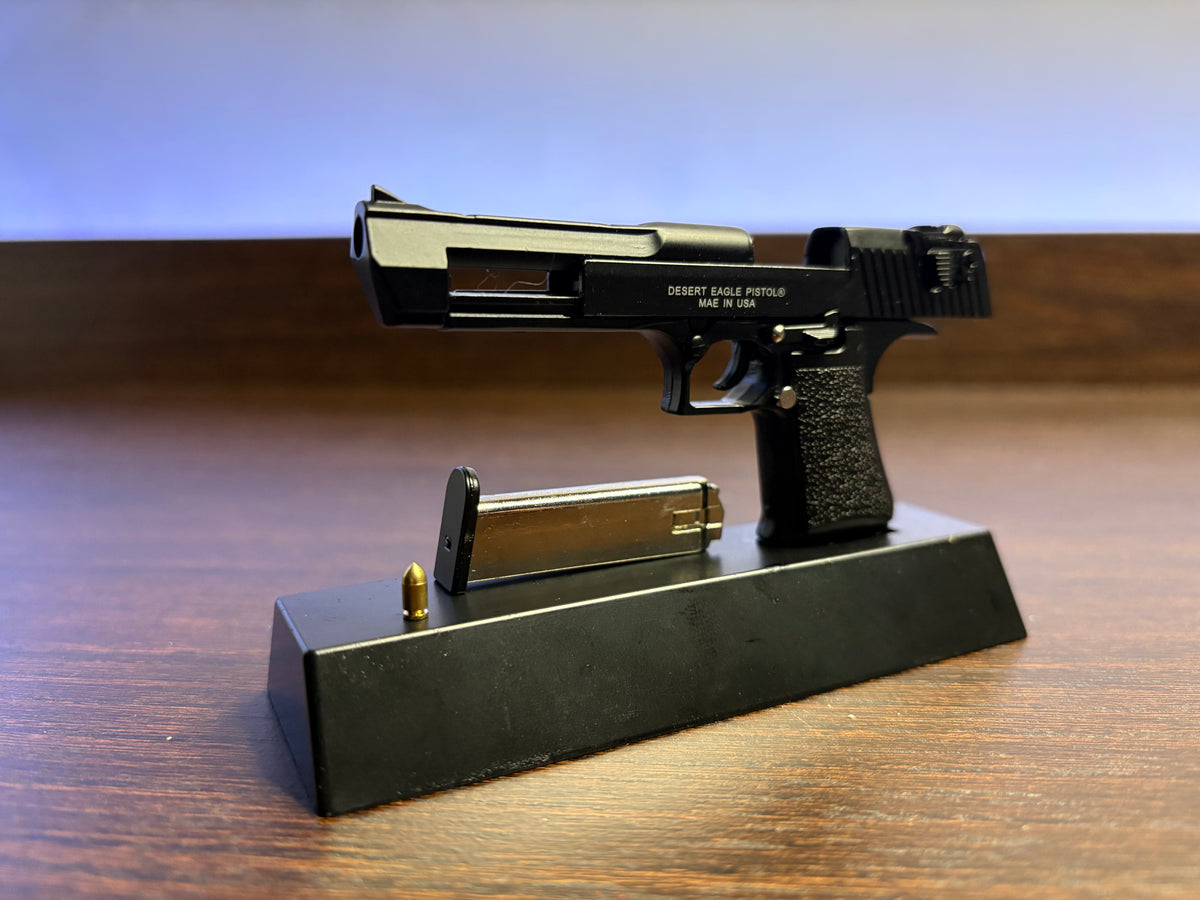 1:3 Black Desert Eagle