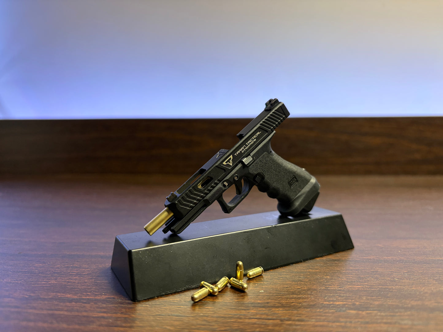 1:3 TTI G34 Combat Master